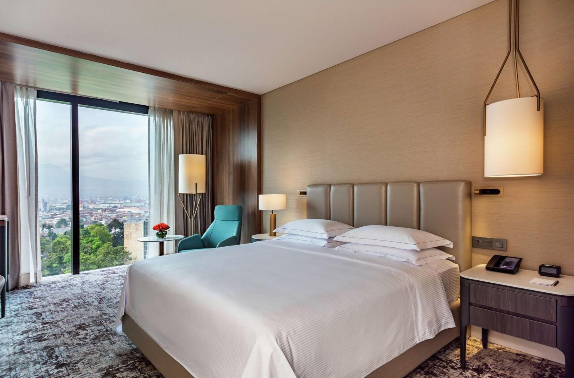 Executive King Room,1552449667:JPEG